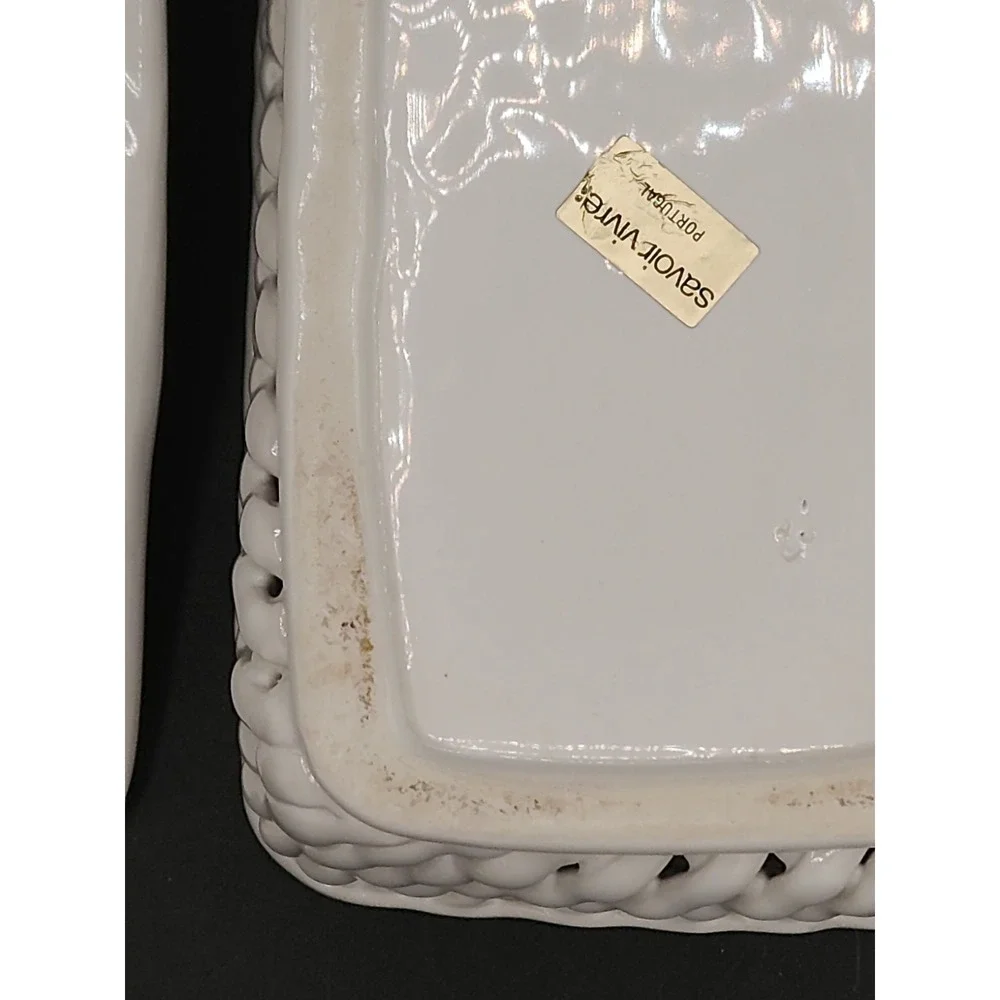 VIntage Savoir Vivre porcelain open-weave rectangular‎ lidded box Lattice Design